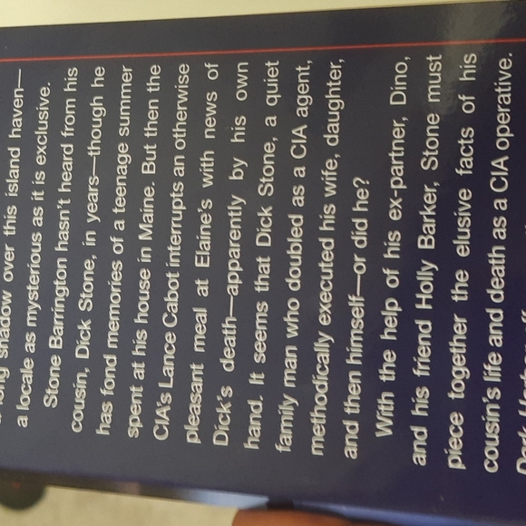 Stuart woods Dark Harbour A stone Barrington novel - Picture 5 of 5